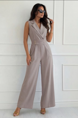 Elegancki kombinezon z klapami i złotymi guzikami SELESTE MOCHA