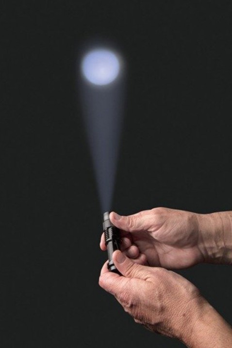 Taktické LED osvětlení REZOLZOIVET.EU - Stylové oblečení