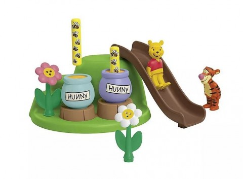 Σετ με φιγούρες Junior Disney 71694 Ο κήπος με τις μέλισσες του Γουίνι το Αρκουδάκι και του ΤίγρηIVET.EU - Εκπτώσεις έως -80%