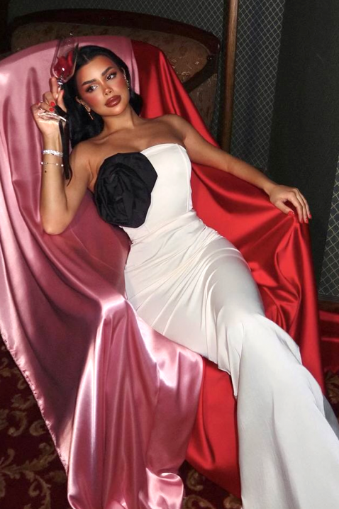 Φόρεμα MERGELA, Χρώμα: άσπρο, IVET.EU - Εκπτώσεις έως -80%