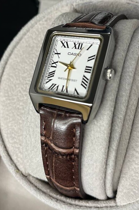 Γυναικείο ρολόι CASIO LTP-V007L-9BUDF, Χρώμα: καφέ, IVET.EU - Εκπτώσεις έως -80%