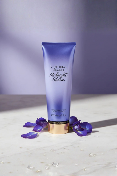 Λοσιόν σώματος Victoria's Secret Midnight Bloom Body Lotion 236 mlIVET.EU - Εκπτώσεις έως -80%