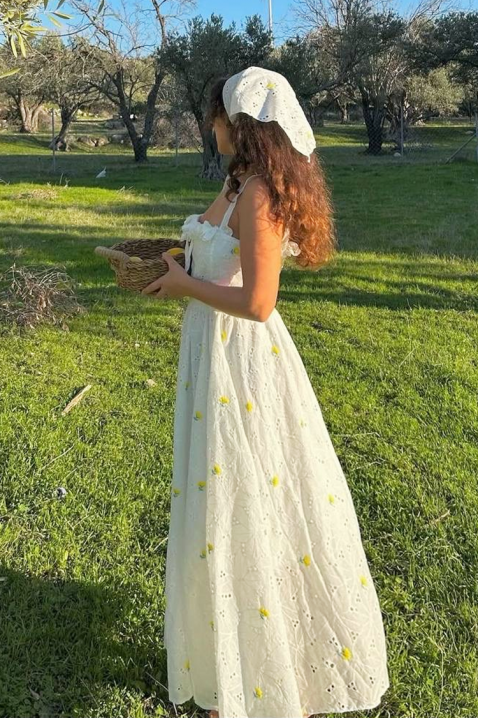 Ρομαντικό φόρεμα σε boho στυλ από βαμβάκι με φλοράλ μοτίβο VELMIRA, Χρώμα: εκρού, IVET.EU - Εκπτώσεις έως -80%