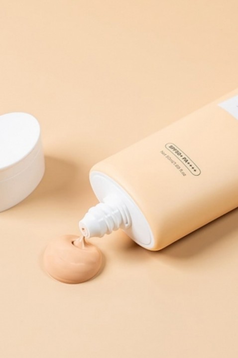 JIGOTT Signature Sunscreen B.B Cream SPF 50+ 50 mlIVET.EU - Εκπτώσεις έως -80%