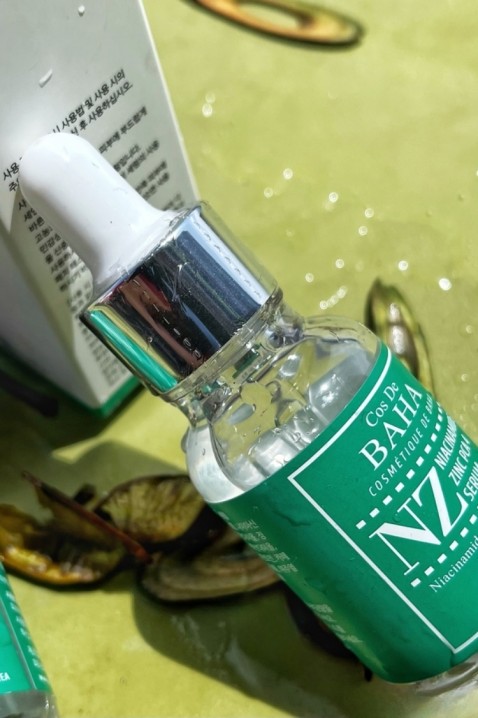 COS DE BAHA Niacinamide 20% Zinc 4% Serum (NZ) 30 mlIVET.EU - Εκπτώσεις έως -80%