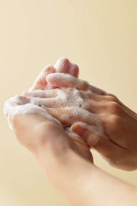 SomeByMi Yuja Niacin Brightening All-in-one Cleanser 100 mlIVET.EU - Εκπτώσεις έως -80%
