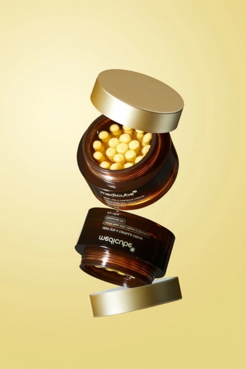 MEDICUBE Deep Vita C Capsule Cream 55 mlIVET.EU - Εκπτώσεις έως -80%