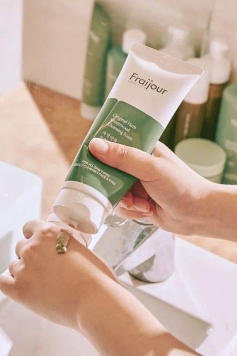 Fraijour Original Herb Wormwood Cleansing Foam 150 mlIVET.EU - Εκπτώσεις έως -80%