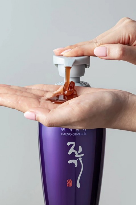 Daeng Gi Meo Ri Vitalizing Shampoo 300 mlIVET.EU - Εκπτώσεις έως -80%