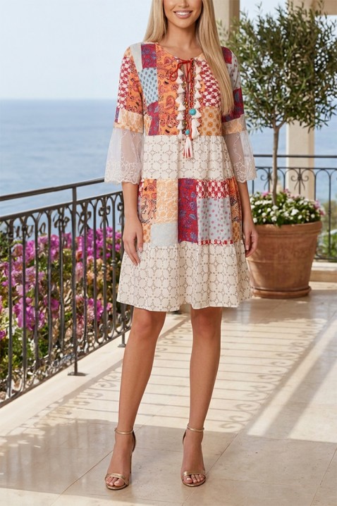 Χαλαρό boho κοντό φόρεμα με patchwork print και δαντελένα μανίκια FANTAVELA ECRU, Χρώμα: χρωματιστό, IVET.EU - Εκπτώσεις έως -80%