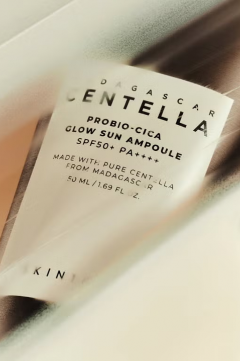 SKIN1004 Madagascar Centella Probio-Cica Glow Sun Ampoule SPF50 50 mlIVET.EU - Εκπτώσεις έως -80%