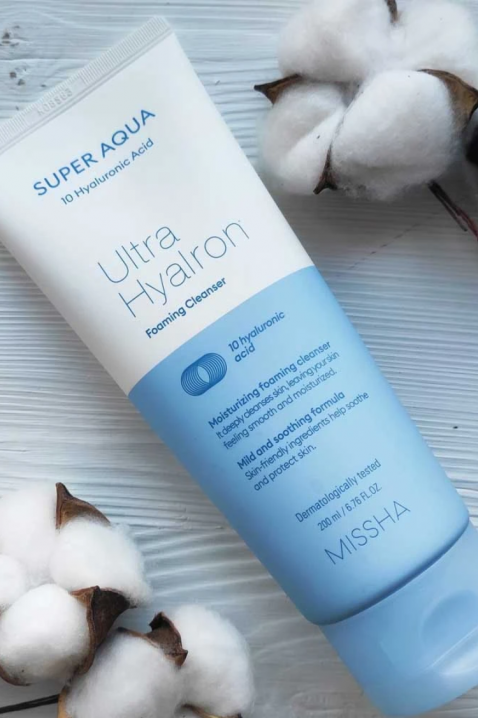 MISSHA Super Aqua Ultra Hyalron Cleansing Foam Hyaluronic, 200 mlIVET.EU - Εκπτώσεις έως -80%