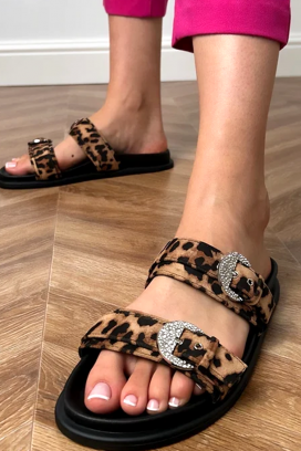 γυναικείες παντόφλες MENLORZA BROWN